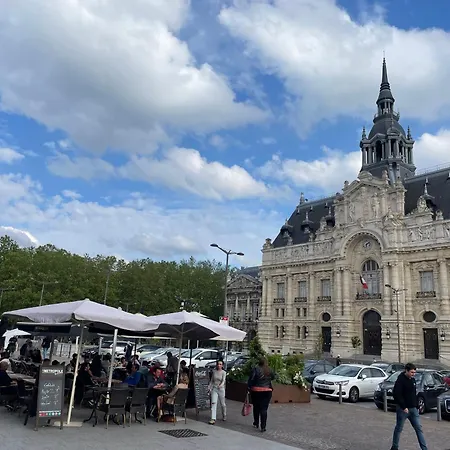 Cosy Au Pied Du Metro Et Du Centre-ville 아파트 루베
